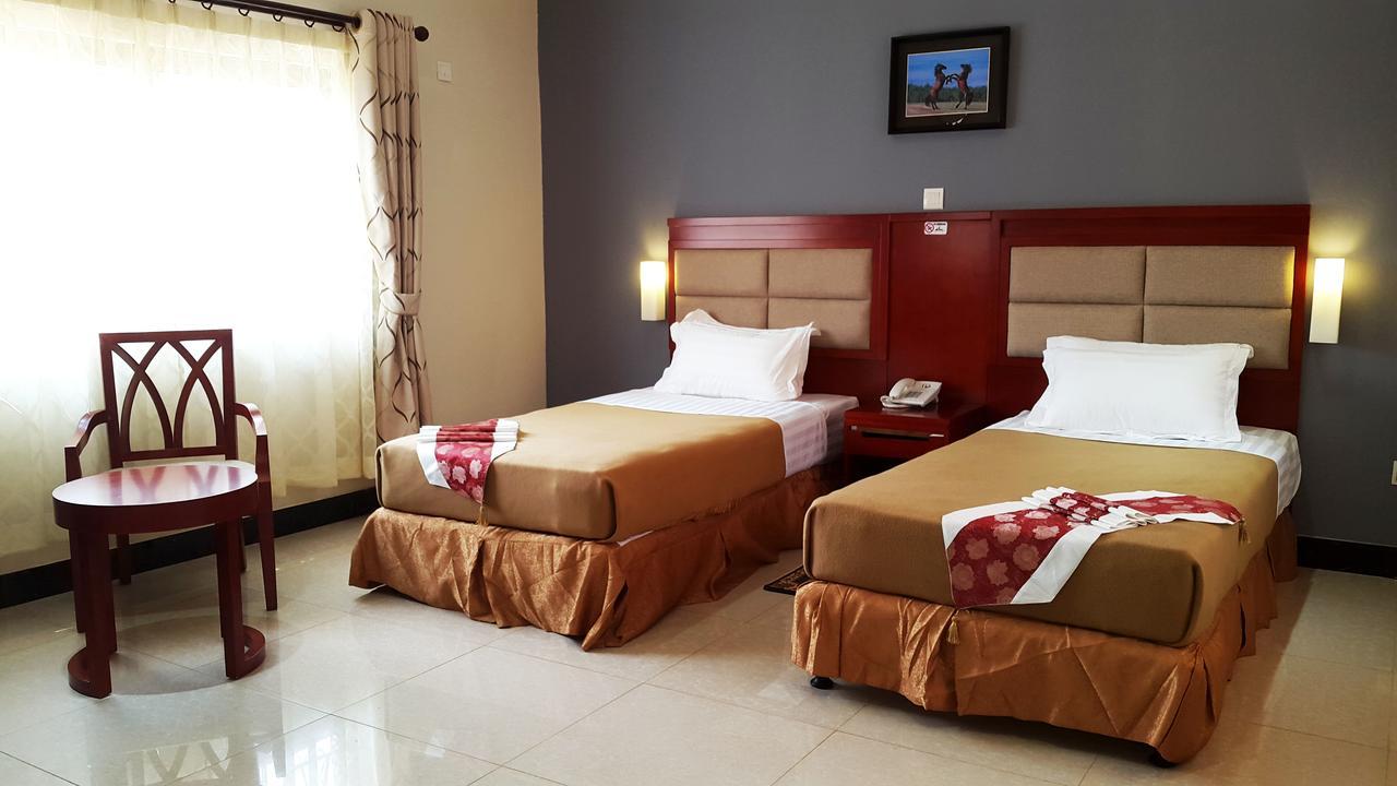 Northern Rock Hotel Mpika Dış mekan fotoğraf
