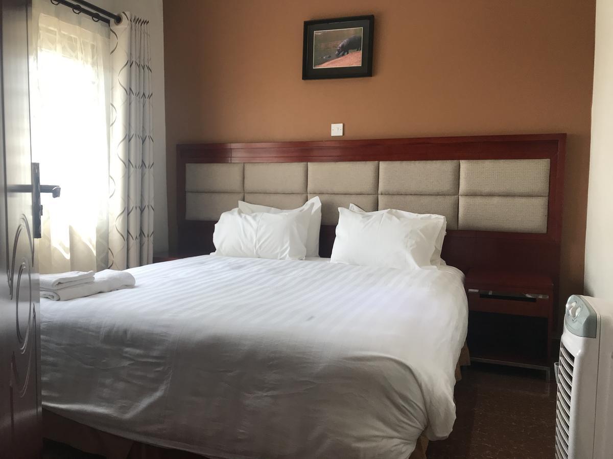 Northern Rock Hotel Mpika Dış mekan fotoğraf